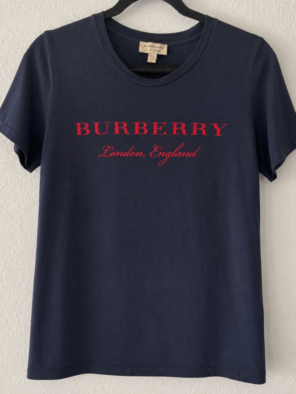 Authentic BURBERRY London, England Navy Blue Logo T-Shirt Size M